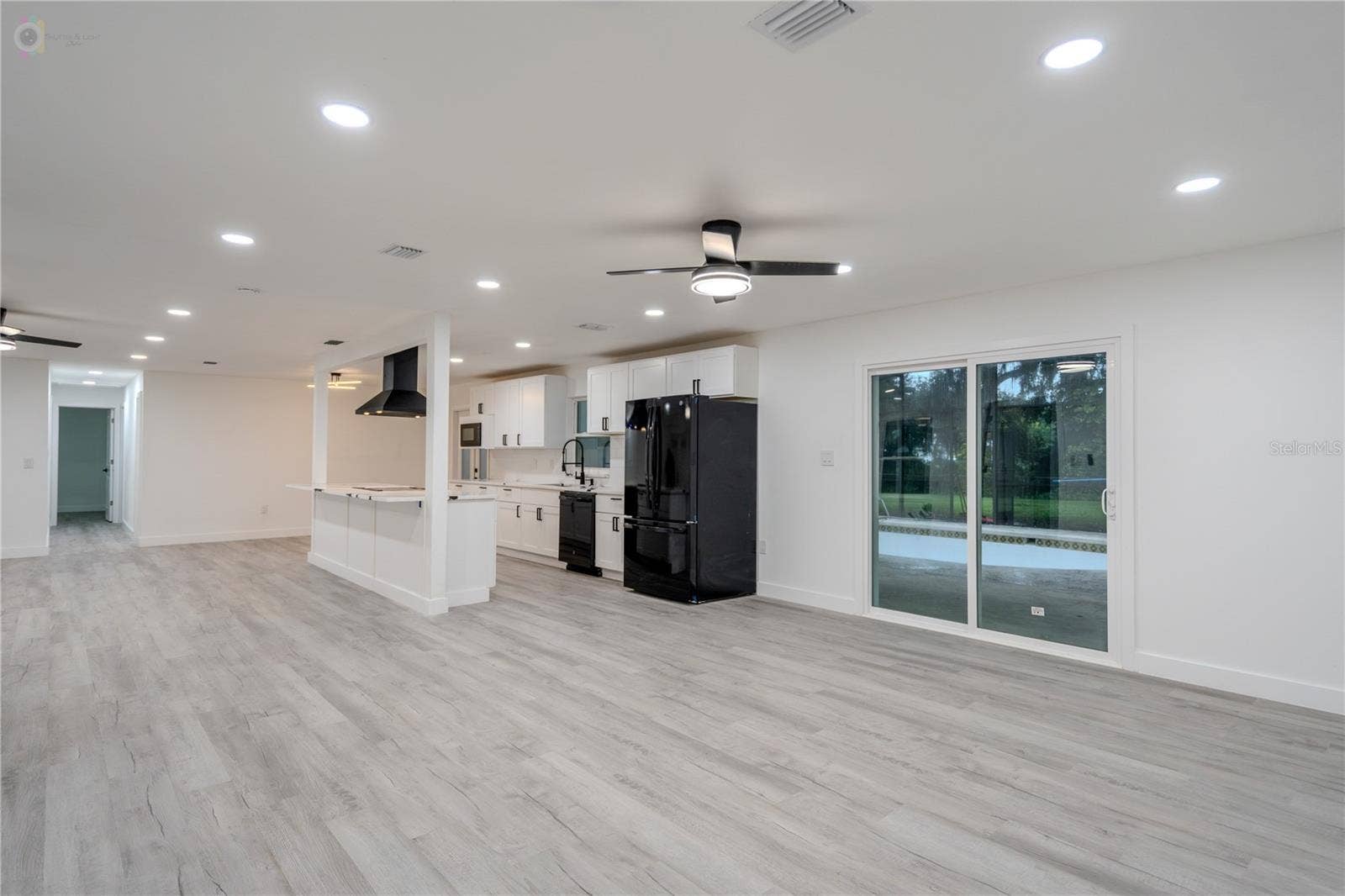 611 ROOKS ROAD, Seffner, FL 33584 611 ROOKS ROAD, Seffner, FL 33584