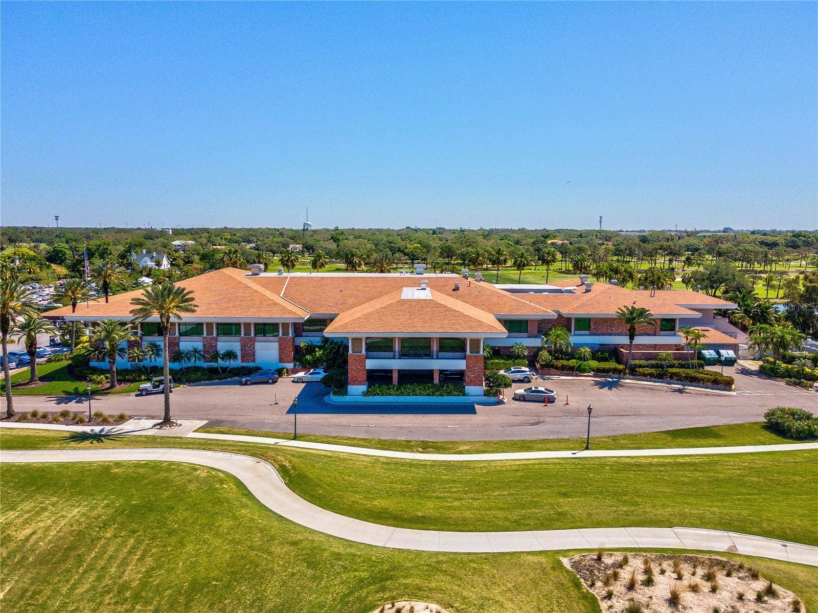 Nearby Belleair Country Club