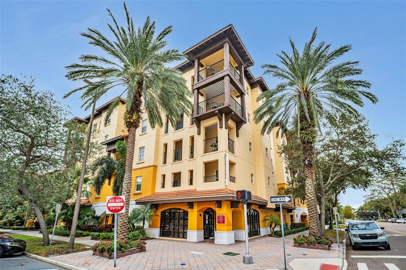 100 4TH AVENUE S, #224, St Petersburg, FL 33701 100 4TH AVENUE S, #224, St Petersburg, FL 33701