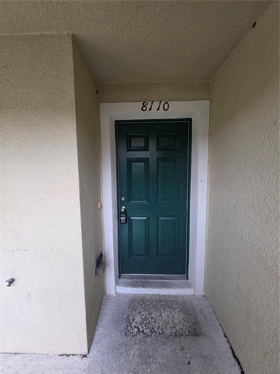 Property photo for 8110 SILENT CREEK DRIVE, Tampa, FL