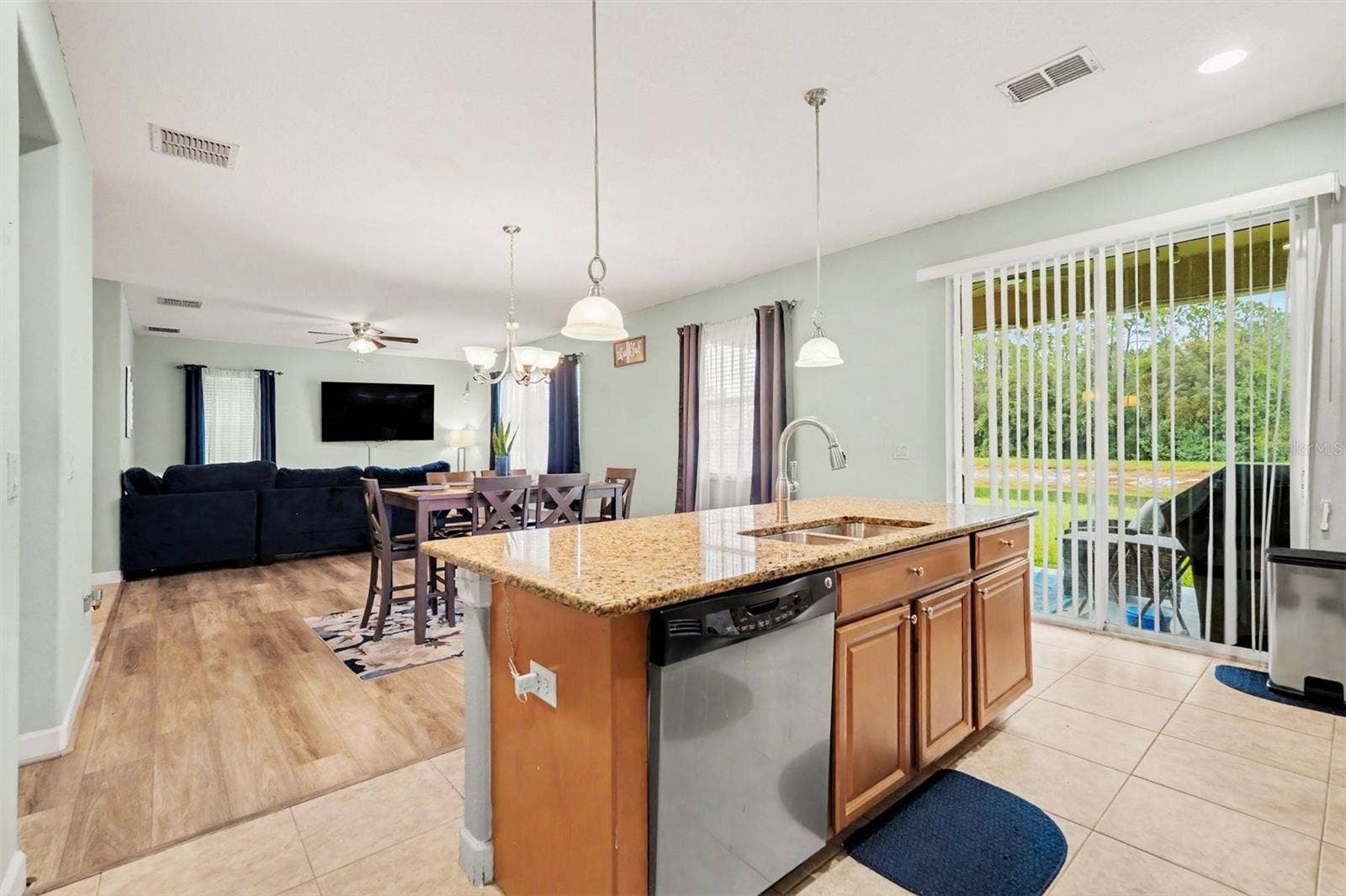 20443 AUTUMN FERN AVENUE, Tampa, FL 33647 20443 AUTUMN FERN AVENUE, Tampa, FL 33647