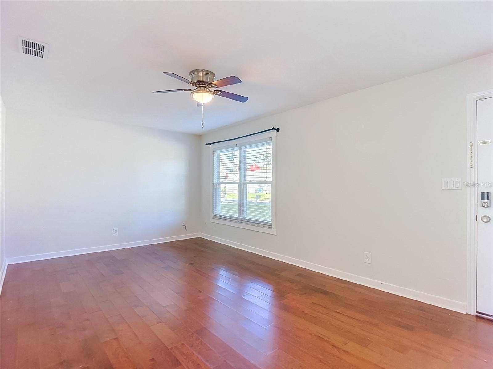 607 BREEZEWAY COURT, Brandon, FL 33511 607 BREEZEWAY COURT, Brandon, FL 33511