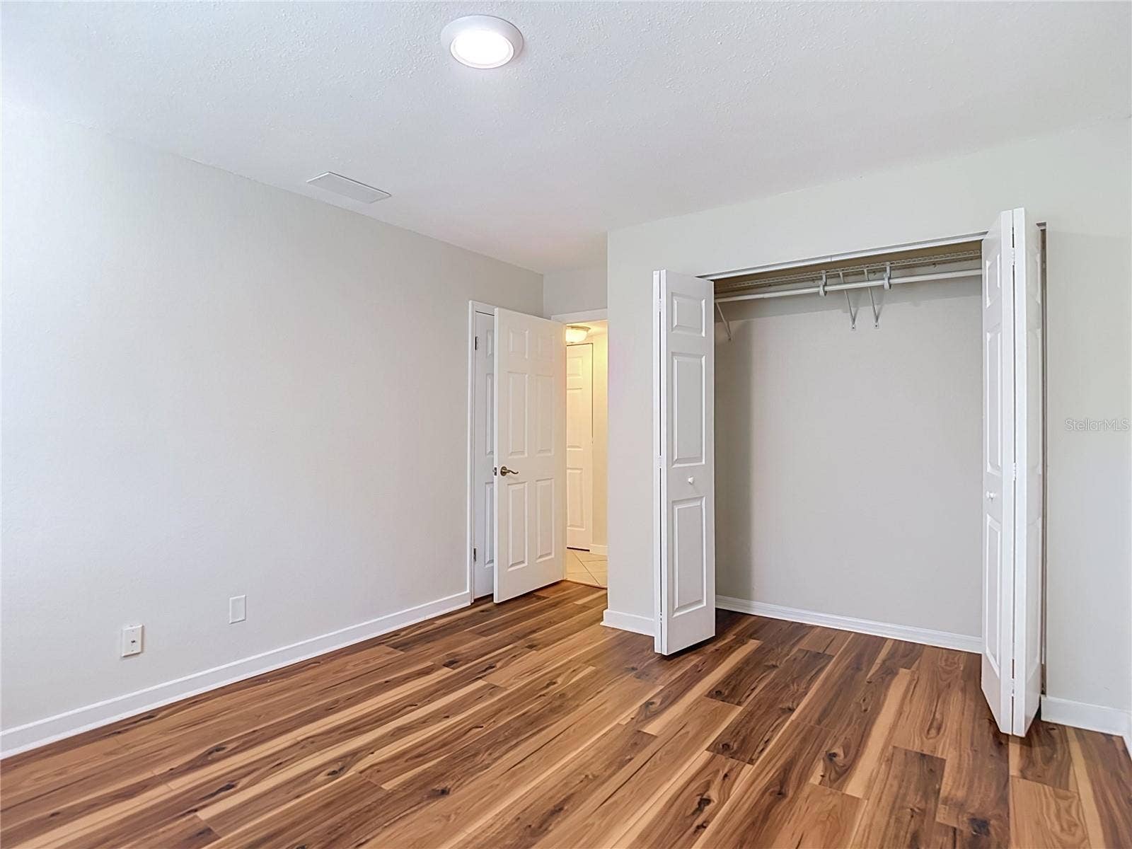 607 BREEZEWAY COURT, Brandon, FL 33511 Downstair Primary Room