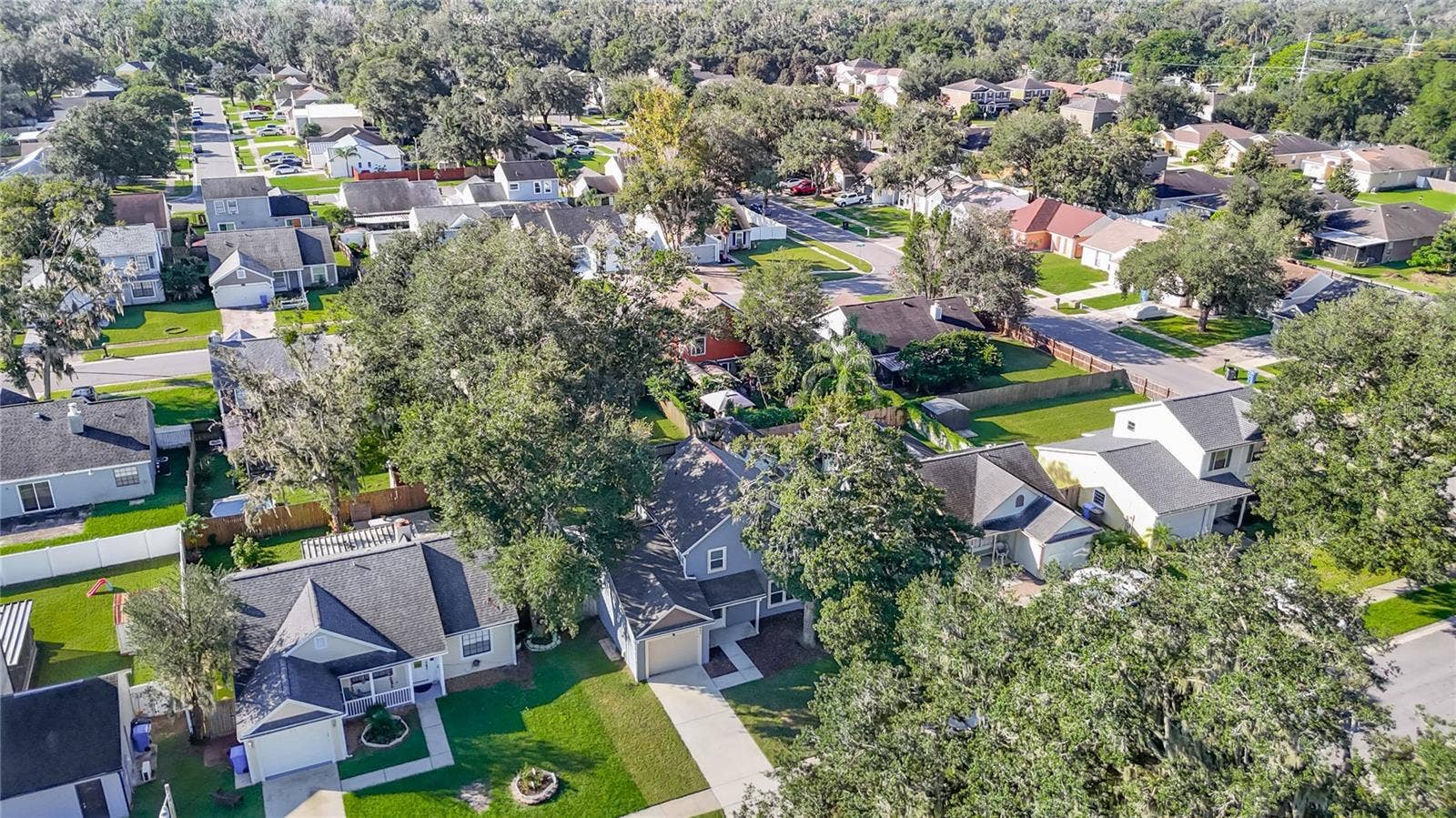 607 BREEZEWAY COURT, Brandon, FL 33511 607 BREEZEWAY COURT, Brandon, FL 33511