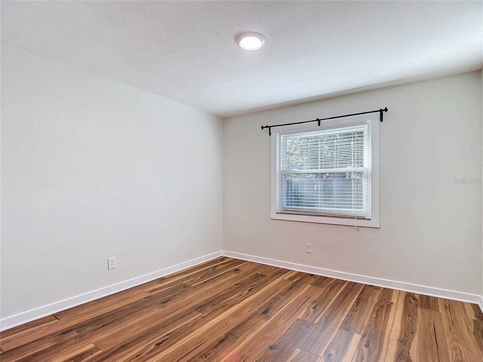 607 BREEZEWAY COURT, Brandon, FL 33511 Downstair Primary Room