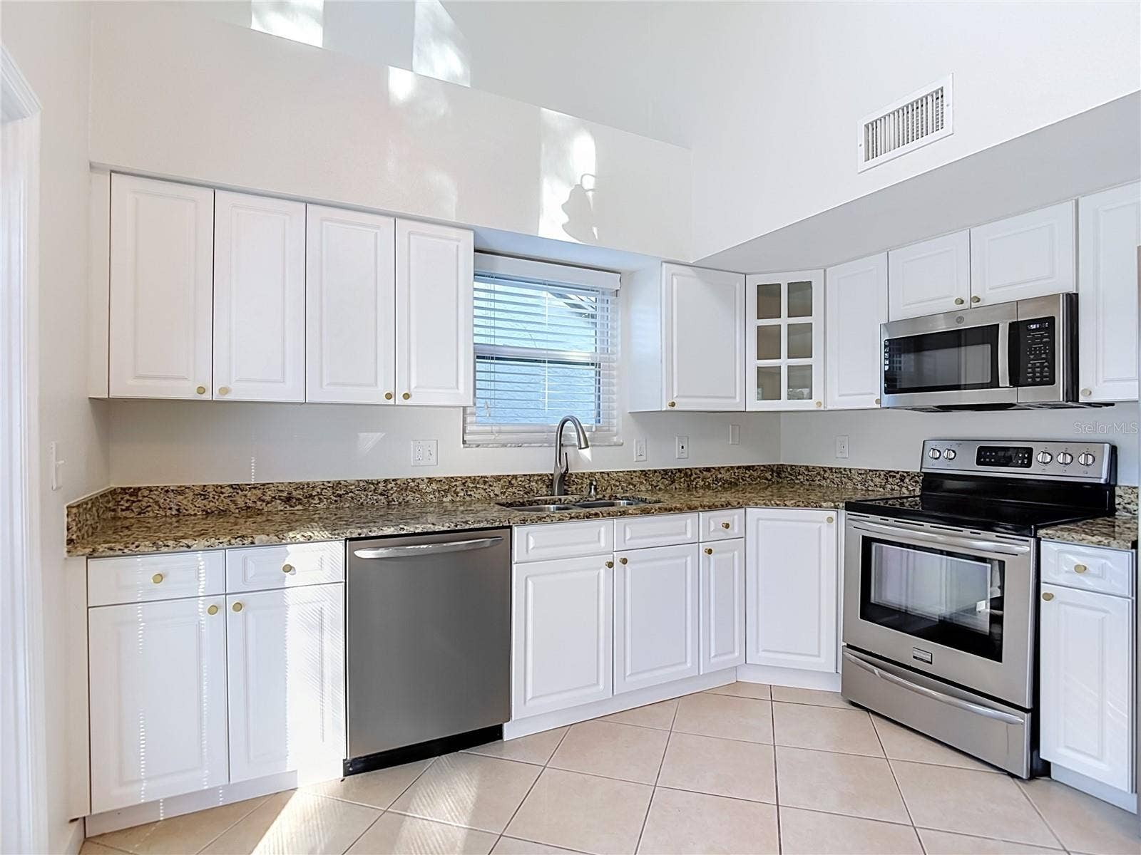 607 BREEZEWAY COURT, Brandon, FL 33511 607 BREEZEWAY COURT, Brandon, FL 33511