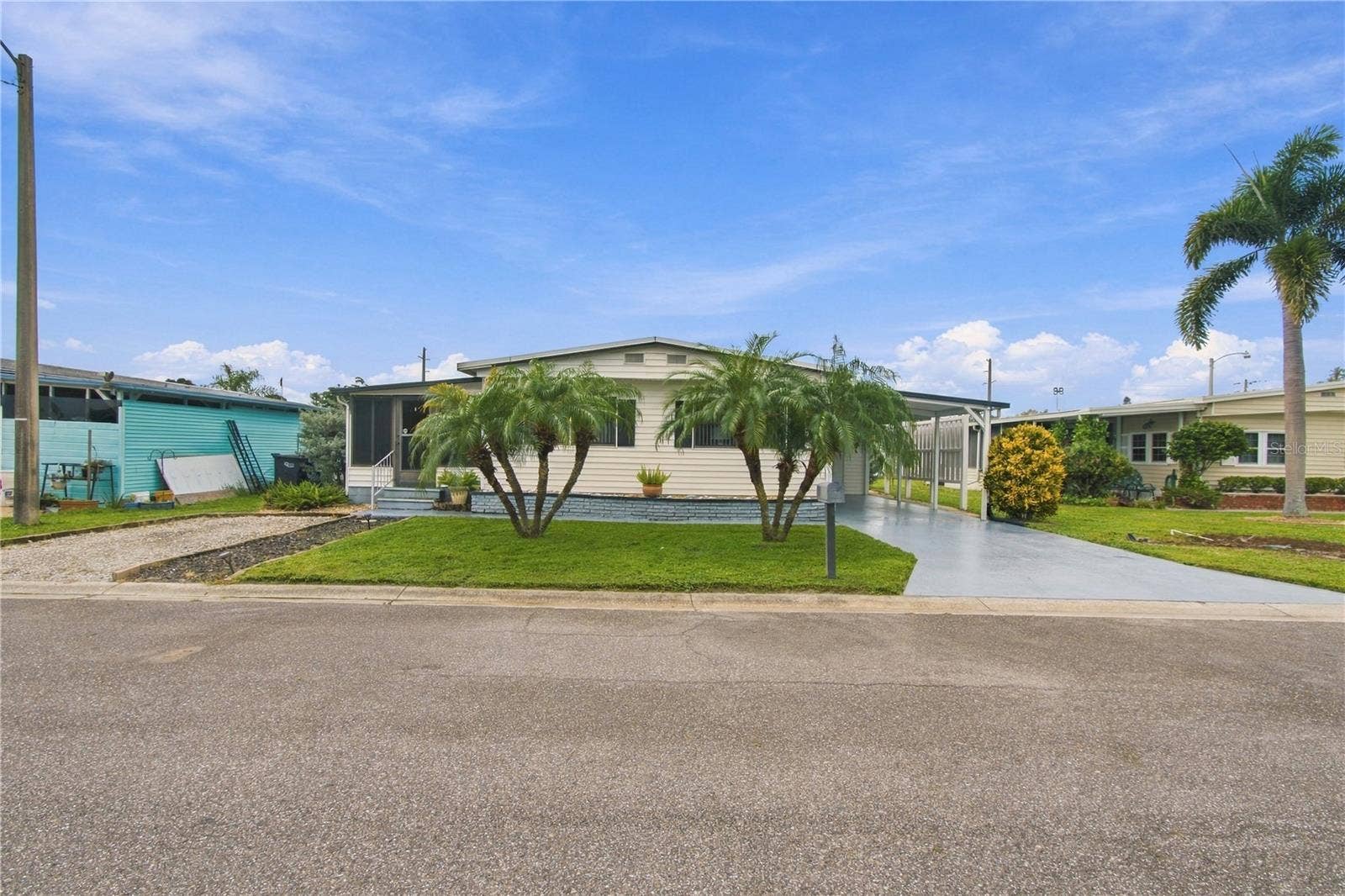 104 52ND AVENUE PLAZA E, Bradenton, FL 34203 104 52ND AVENUE PLAZA E, Bradenton, FL 34203