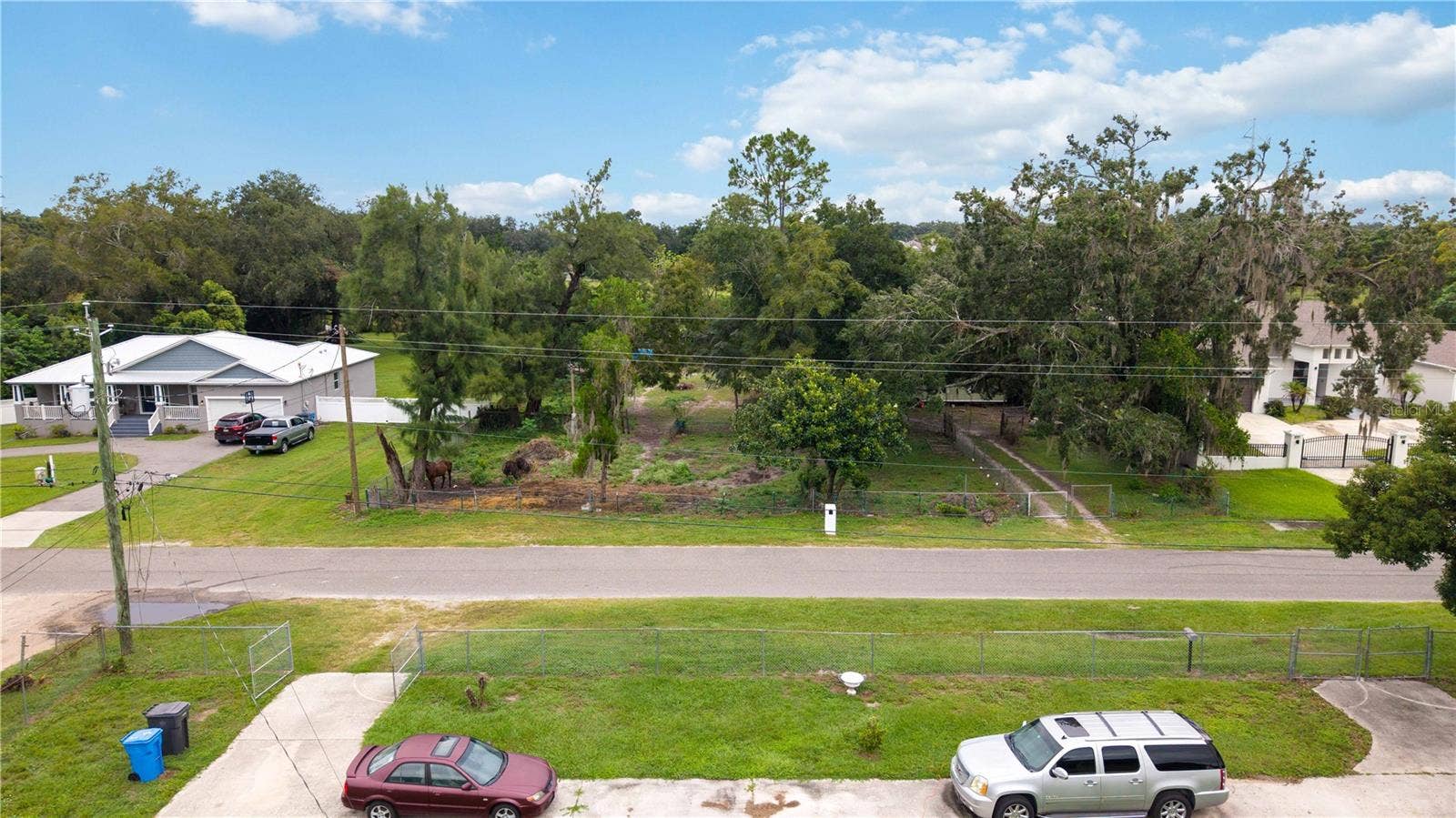 9714 ELLISON ROAD, Thonotosassa, FL 33592 9714 ELLISON ROAD, Thonotosassa, FL 33592