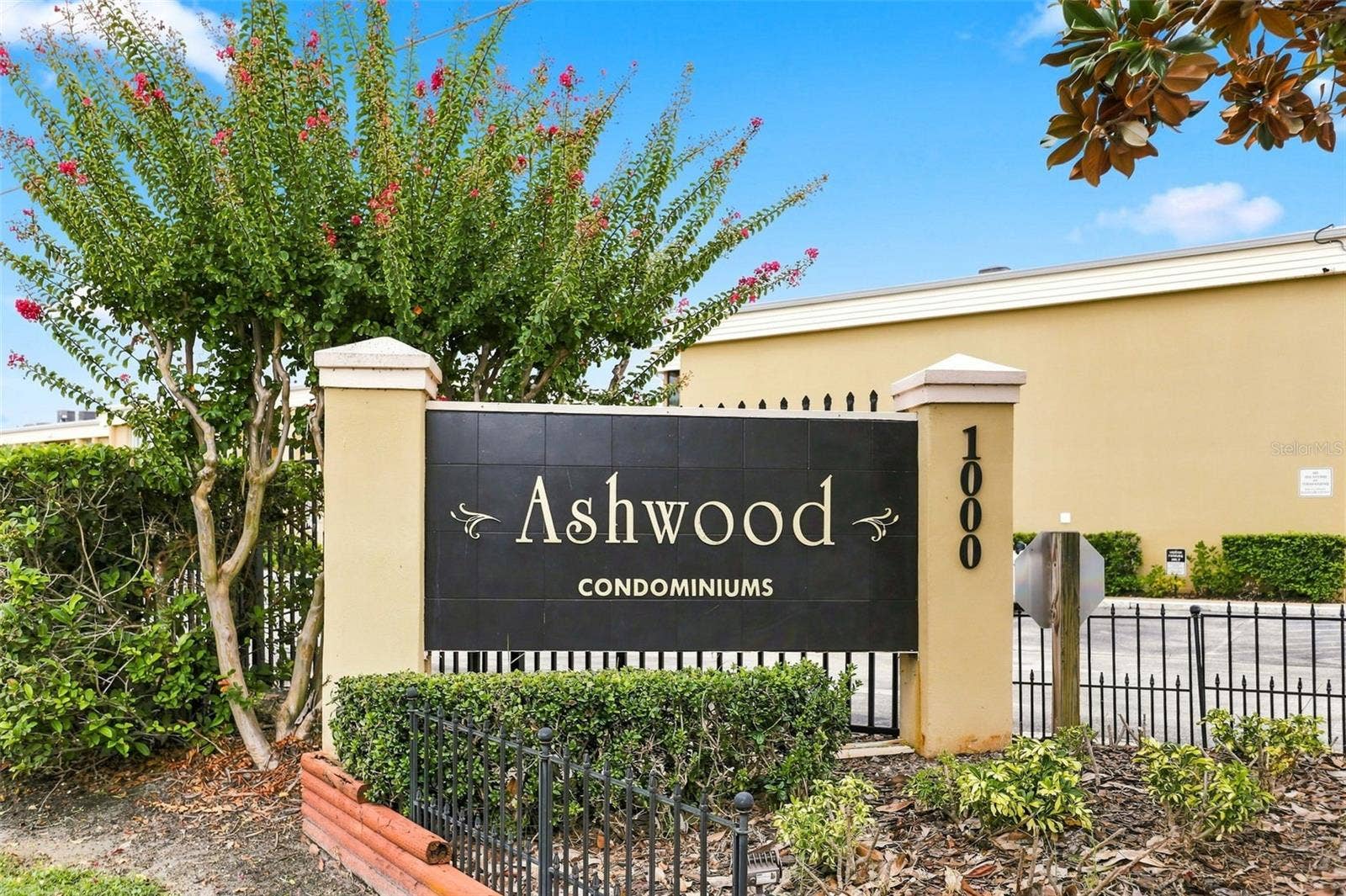 1000 LAKE OF THE WOODS BOULEVARD, #202B, Fern Park, FL 32730 1000 LAKE OF THE WOODS BOULEVARD, #202B, Fern Park, FL 32730