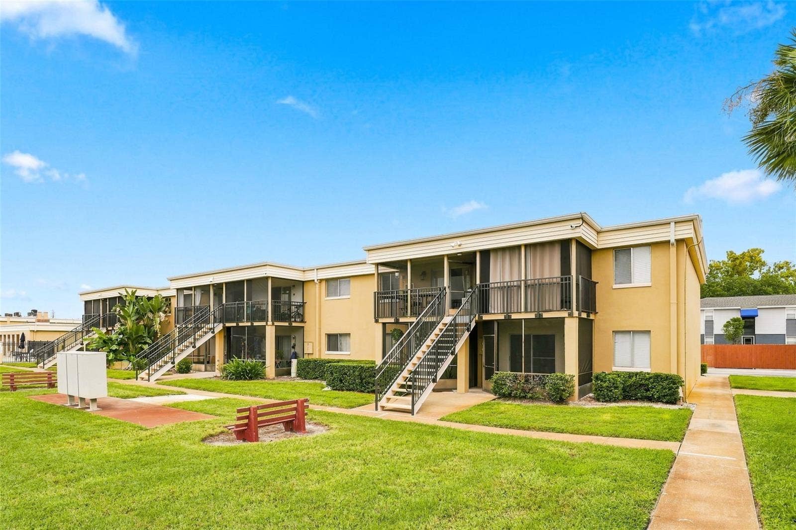 1000 LAKE OF THE WOODS BOULEVARD, #202B, Fern Park, FL 32730 1000 LAKE OF THE WOODS BOULEVARD, #202B, Fern Park, FL 32730