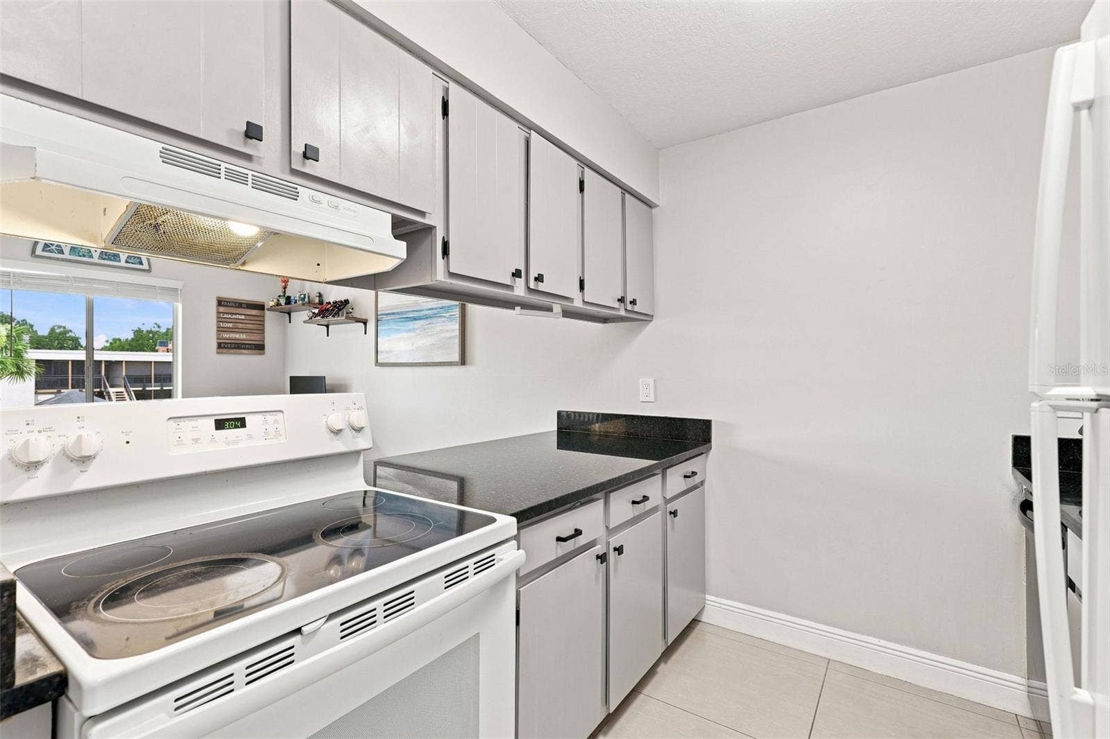 1000 LAKE OF THE WOODS BOULEVARD, #202B, Fern Park, FL 32730 1000 LAKE OF THE WOODS BOULEVARD, #202B, Fern Park, FL 32730