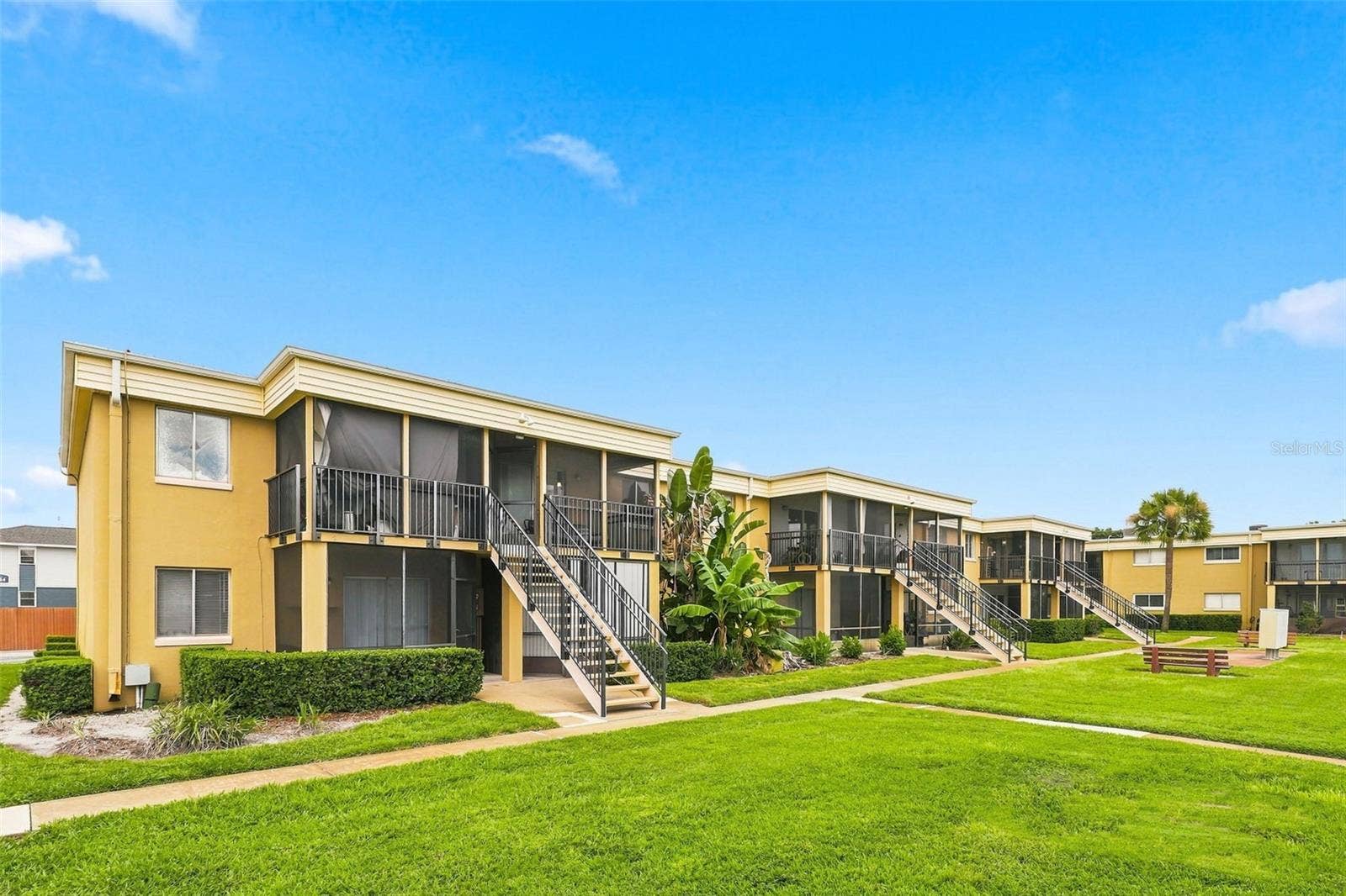 1000 LAKE OF THE WOODS BOULEVARD, #202B, Fern Park, FL 32730 1000 LAKE OF THE WOODS BOULEVARD, #202B, Fern Park, FL 32730