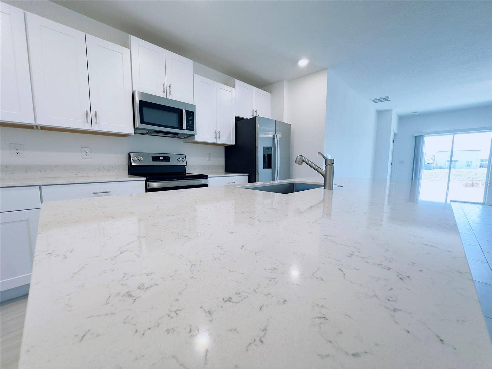 11773 RADIANT SHORE LOOP, San Antonio, FL 33576