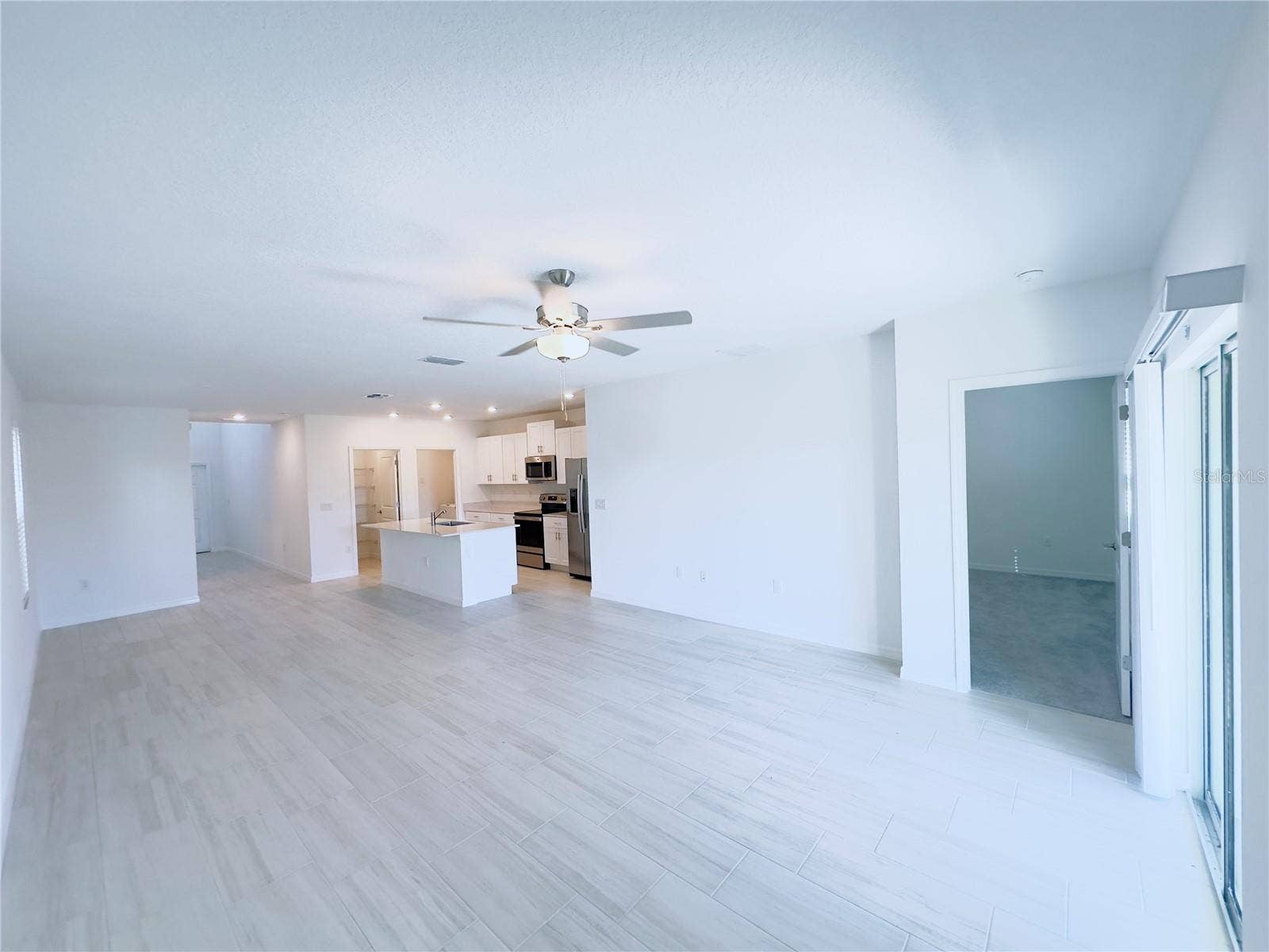 11773 RADIANT SHORE LOOP, San Antonio, FL 33576