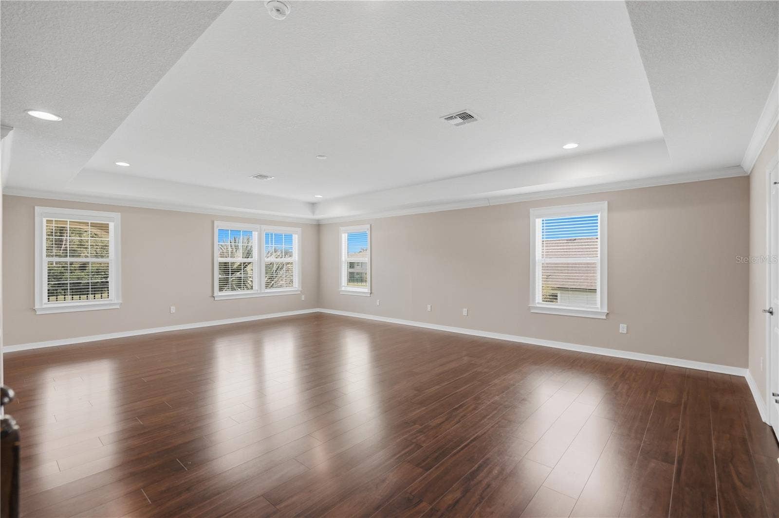 9307 PARISIAN COURT, Seffner, FL 33584