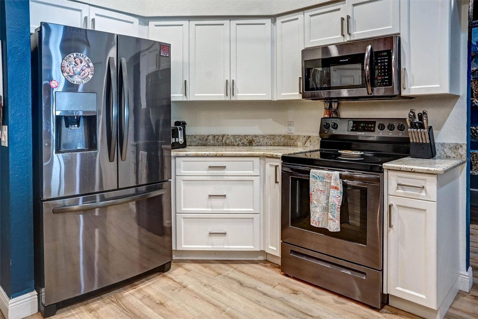 726 CALVERT AVENUE, Port Charlotte, FL 33948 Kitchen