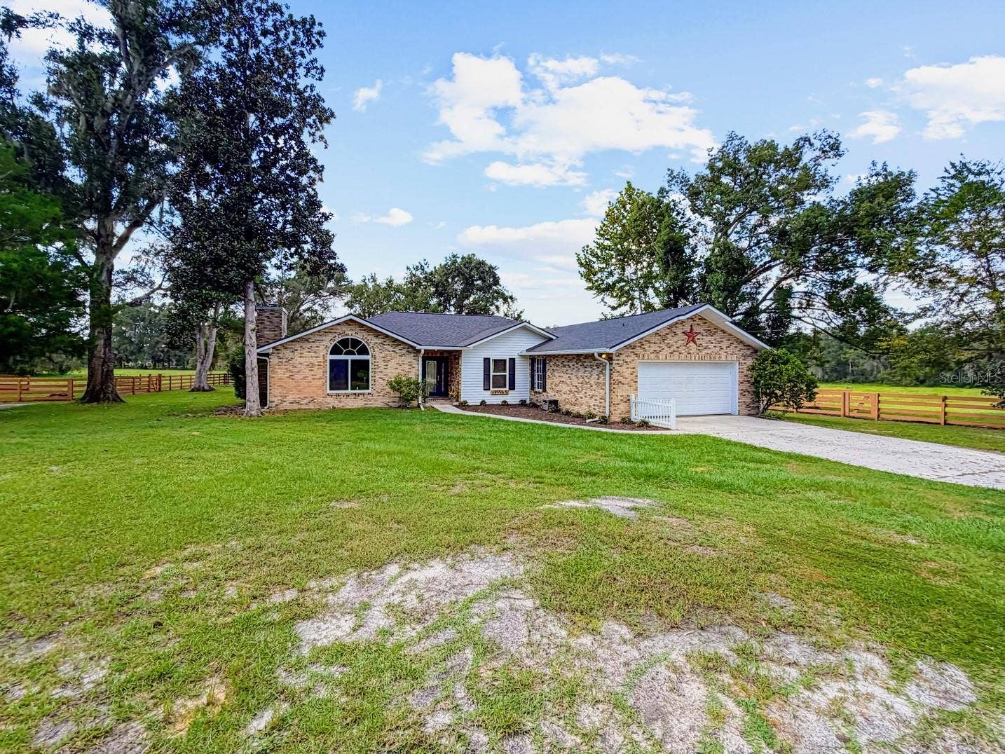 15561 PATRIOT DRIVE, Brooksville, FL 34601 15561 PATRIOT DRIVE, Brooksville, FL 34601