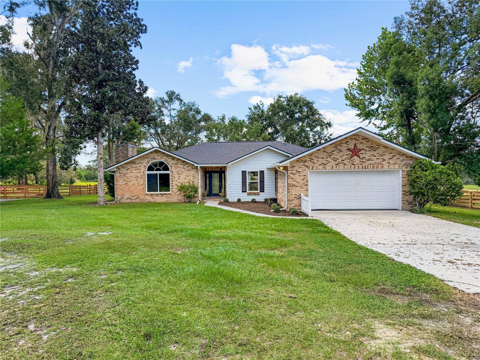 15561 PATRIOT DRIVE, Brooksville, FL 34601 15561 PATRIOT DRIVE, Brooksville, FL 34601