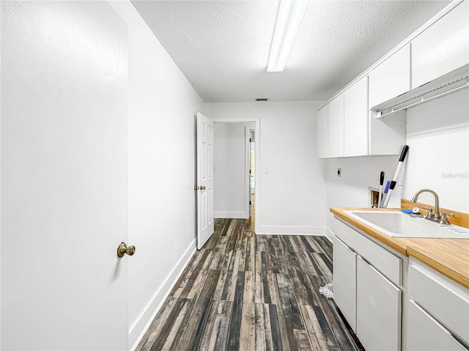 15561 PATRIOT DRIVE, Brooksville, FL 34601 Laundry Room