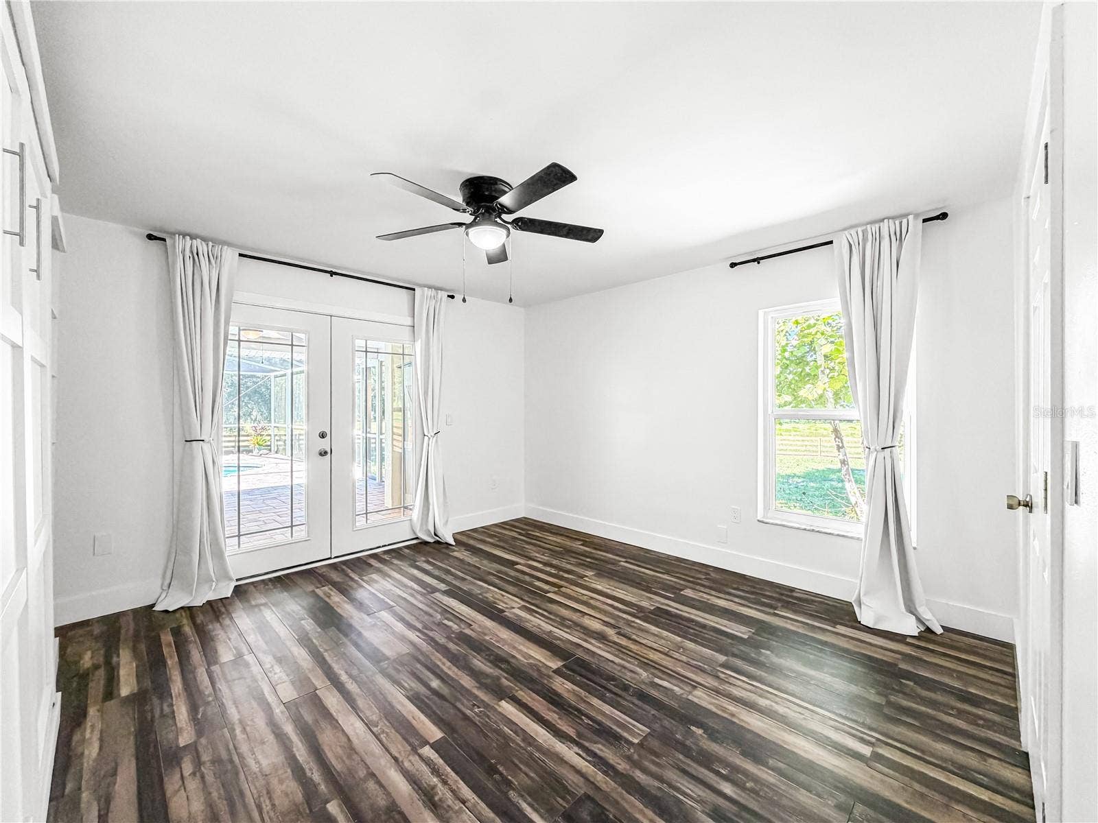 15561 PATRIOT DRIVE, Brooksville, FL 34601 Murphy Bedroom 2 to Pool