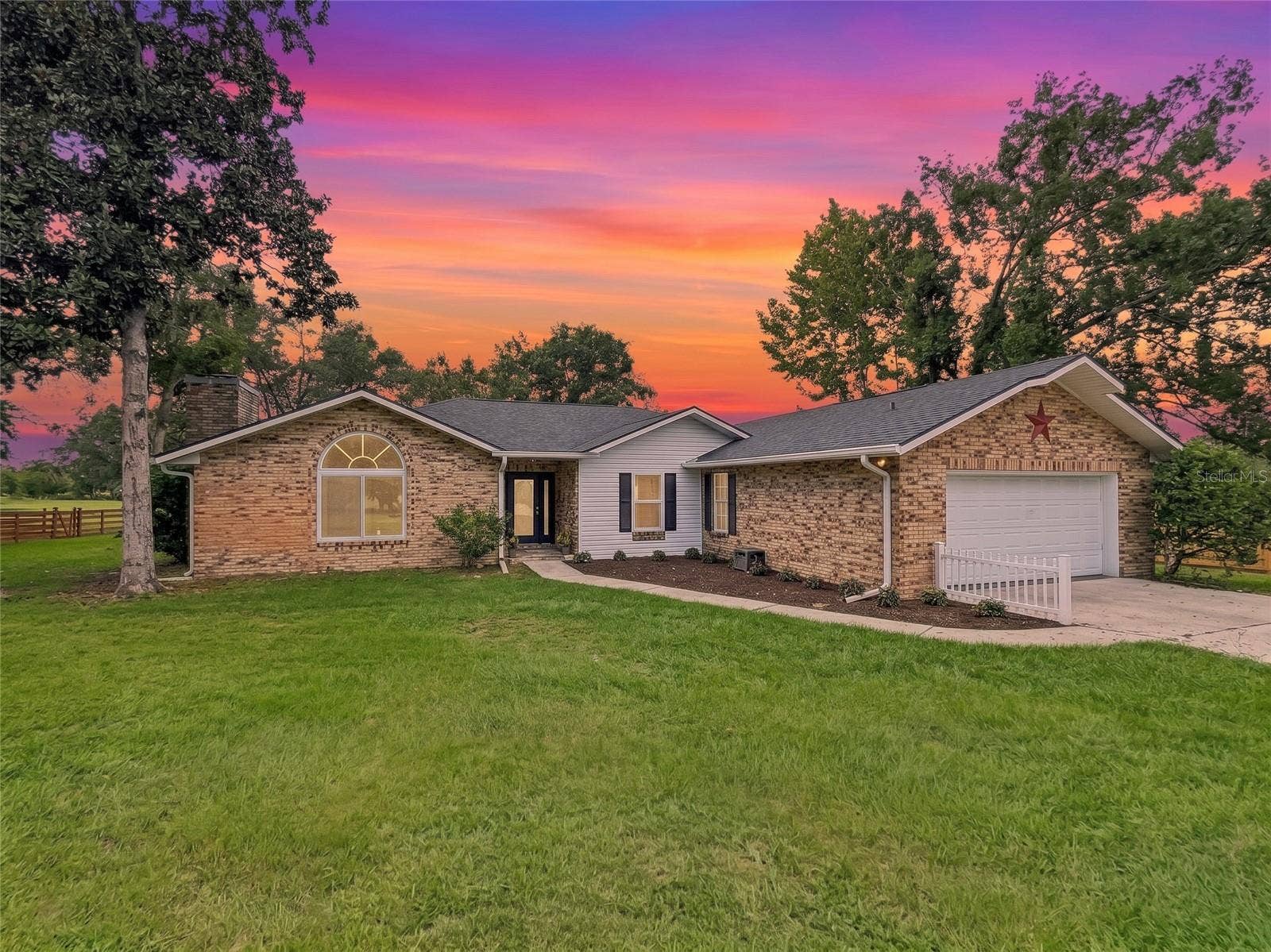 15561 PATRIOT DRIVE, Brooksville, FL 34601 15561 PATRIOT DRIVE, Brooksville, FL 34601