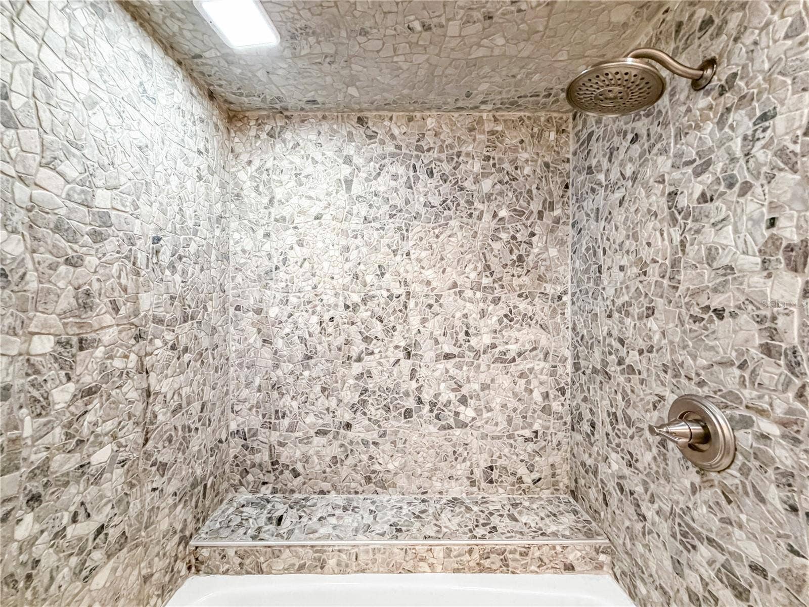 15561 PATRIOT DRIVE, Brooksville, FL 34601 Guest/Pool Bath Shower & Tub Combo