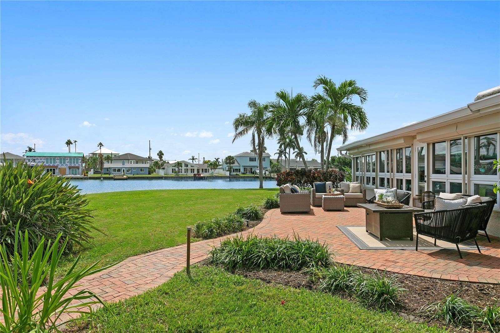 11625 6TH STREET E, Treasure Island, FL 33706 11625 6TH STREET E, Treasure Island, FL 33706