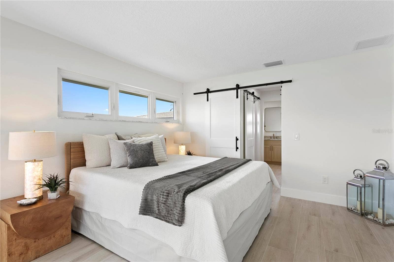 11625 6TH STREET E, Treasure Island, FL 33706 11625 6TH STREET E, Treasure Island, FL 33706