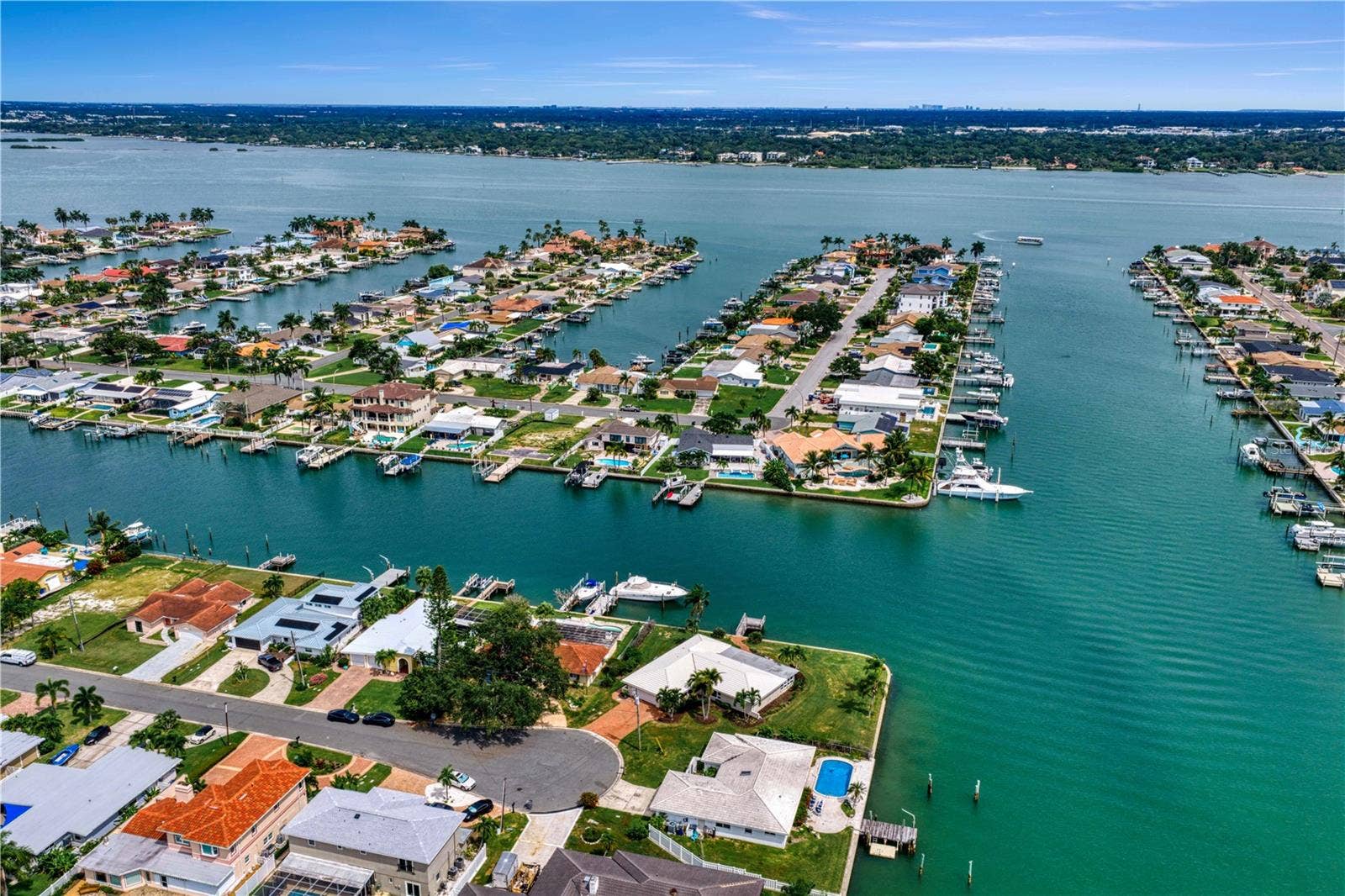 11625 6TH STREET E, Treasure Island, FL 33706 11625 6TH STREET E, Treasure Island, FL 33706