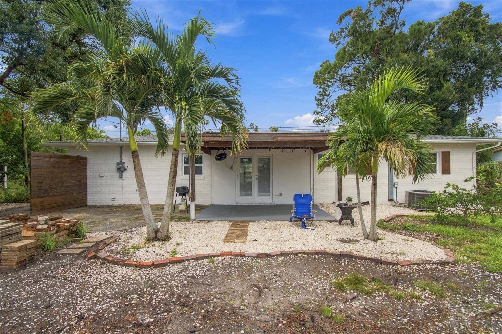 11442 86TH AVENUE, Seminole, FL 33772