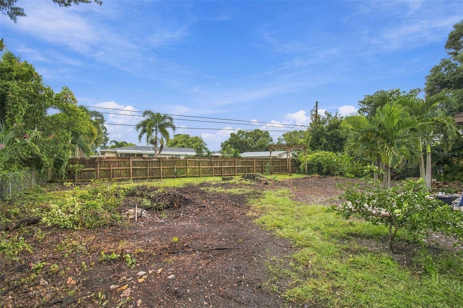 11442 86TH AVENUE, Seminole, FL 33772