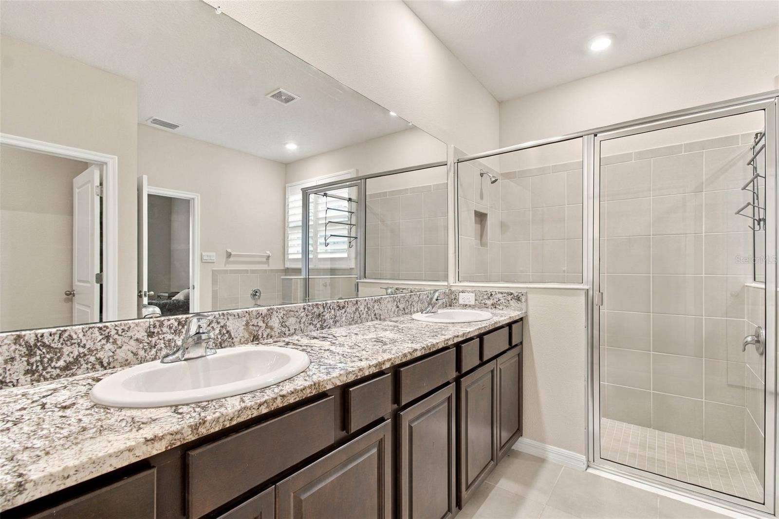 32337 CONCHSHELL SAIL STREET, Wesley Chapel, FL 33545 Primary en suite
