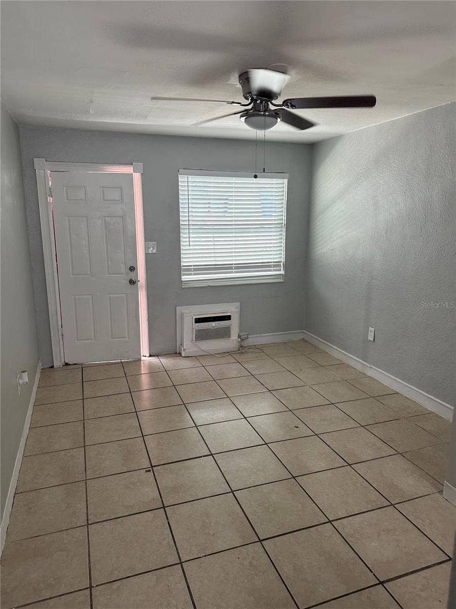 649 7TH AVENUE N, St Petersburg, FL 33701 649 7TH AVENUE N, St Petersburg, FL 33701