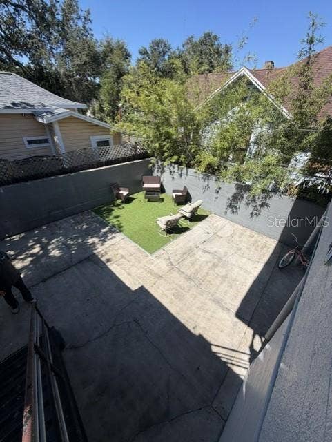 649 7TH AVENUE N, St Petersburg, FL 33701 649 7TH AVENUE N, St Petersburg, FL 33701