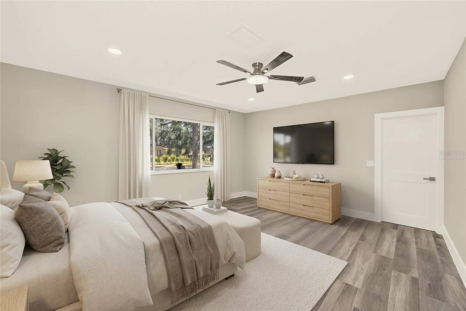1595 OAK LANE, Clearwater, FL 33764 Virtually Staged
