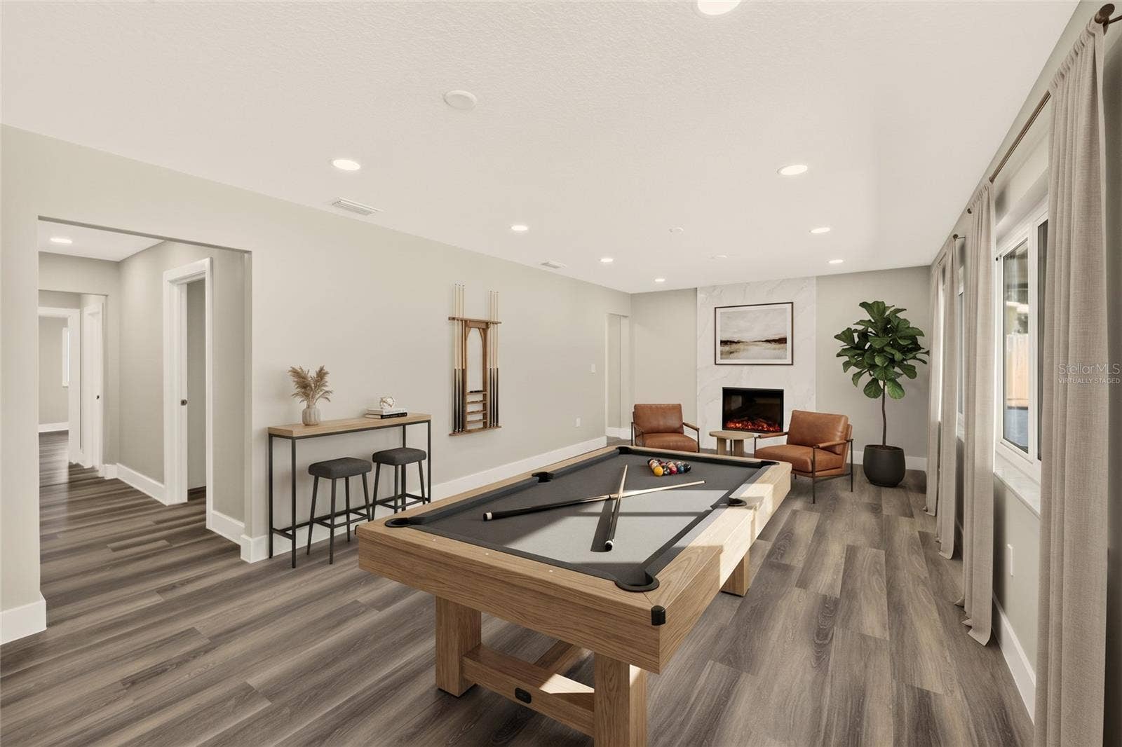 1595 OAK LANE, Clearwater, FL 33764 Virtually Staged