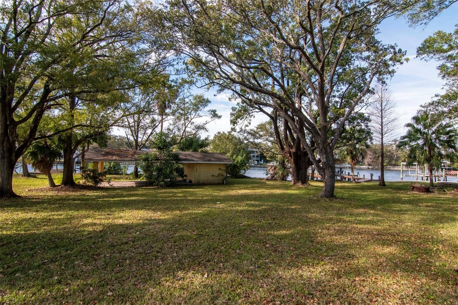 3306 N PERRY AVENUE, Tampa, FL 33603 3306 N PERRY AVENUE, Tampa, FL 33603