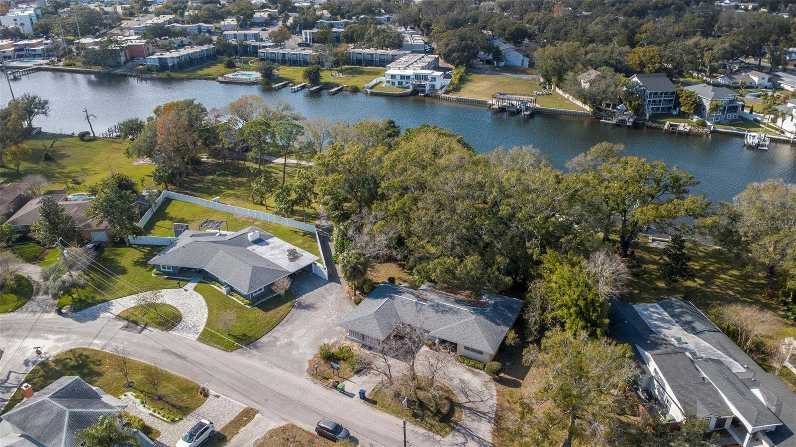 3306 N PERRY AVENUE, Tampa, FL 33603 3306 N PERRY AVENUE, Tampa, FL 33603