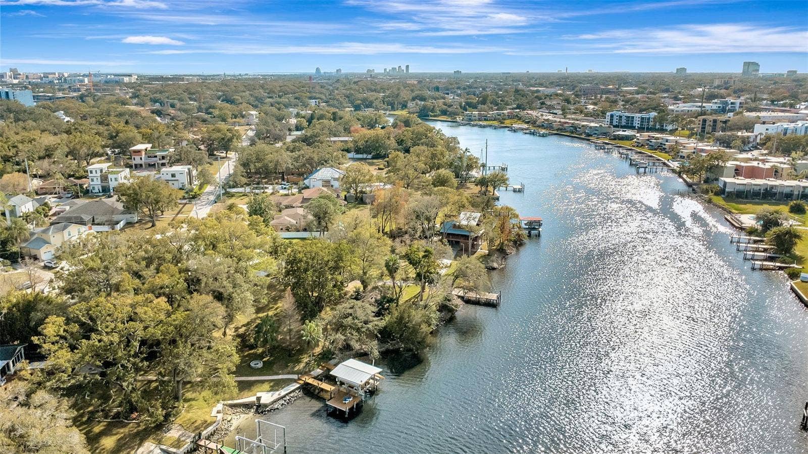 3306 N PERRY AVENUE, Tampa, FL 33603 3306 N PERRY AVENUE, Tampa, FL 33603