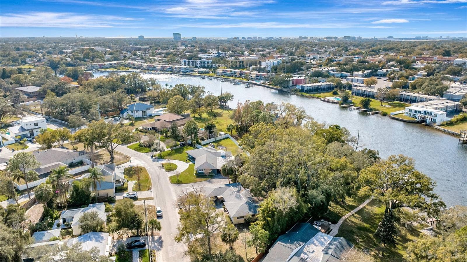 3304 N PERRY AVENUE, Tampa, FL 33603 3304 N PERRY AVENUE, Tampa, FL 33603