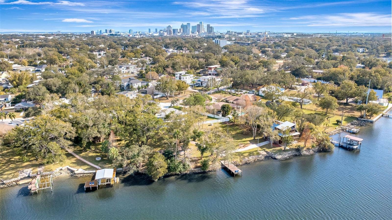 3304 N PERRY AVENUE, Tampa, FL 33603 3304 N PERRY AVENUE, Tampa, FL 33603
