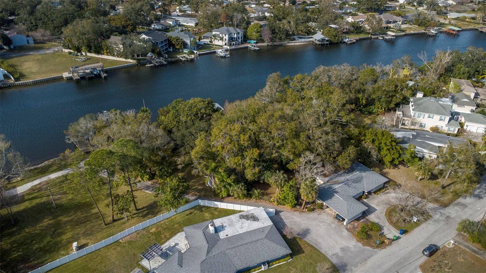 3304 N PERRY AVENUE, Tampa, FL 33603 3304 N PERRY AVENUE, Tampa, FL 33603