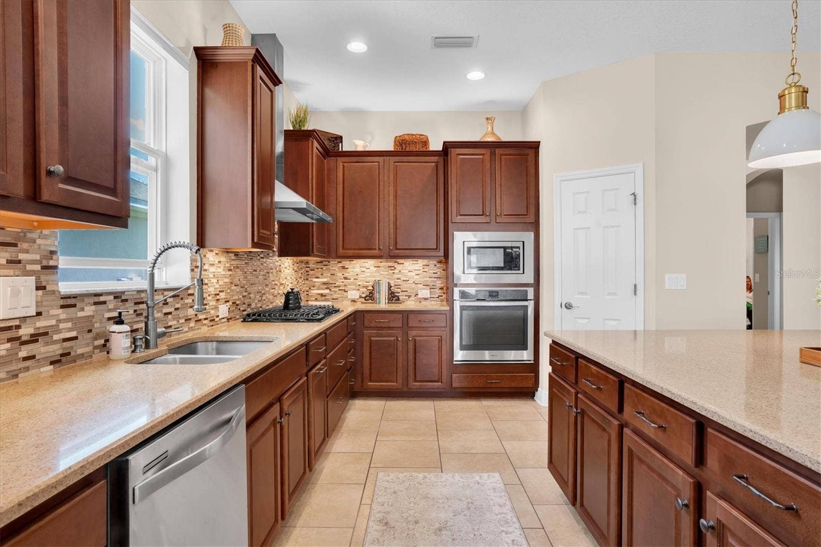 1212 LOREA LANE, Brandon, FL 33511