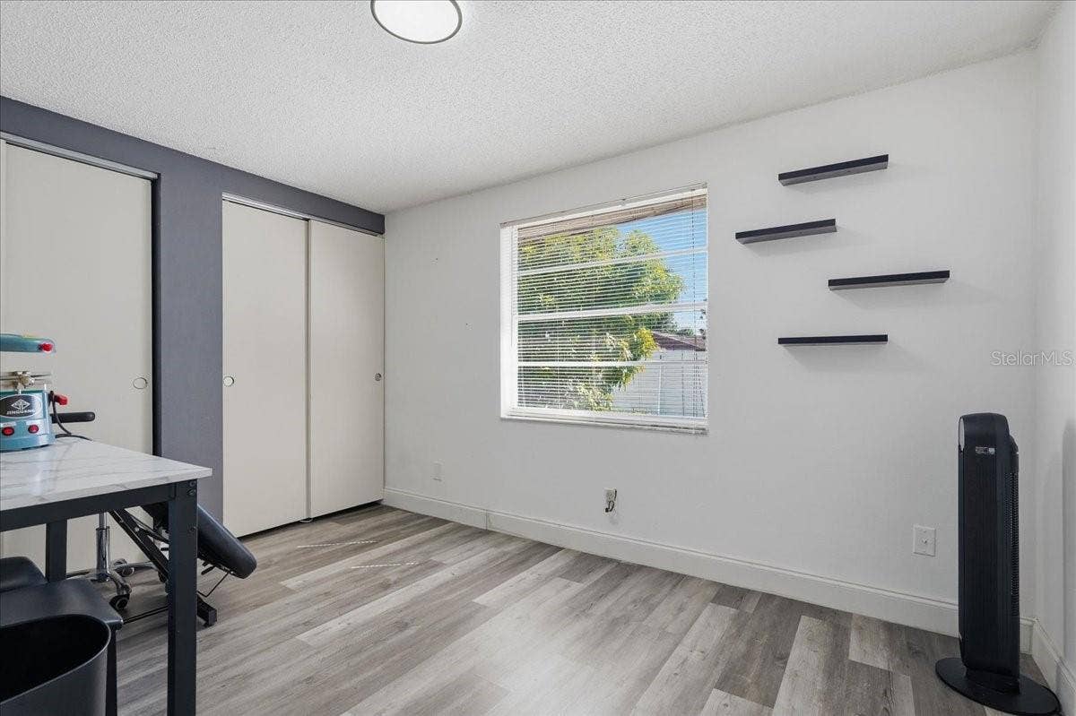 7603 WOODLAND OAKS COURT, Tampa, FL 33615 7603 WOODLAND OAKS COURT, Tampa, FL 33615