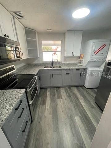 Property photo for 7603 WOODLAND OAKS COURT, Tampa, FL