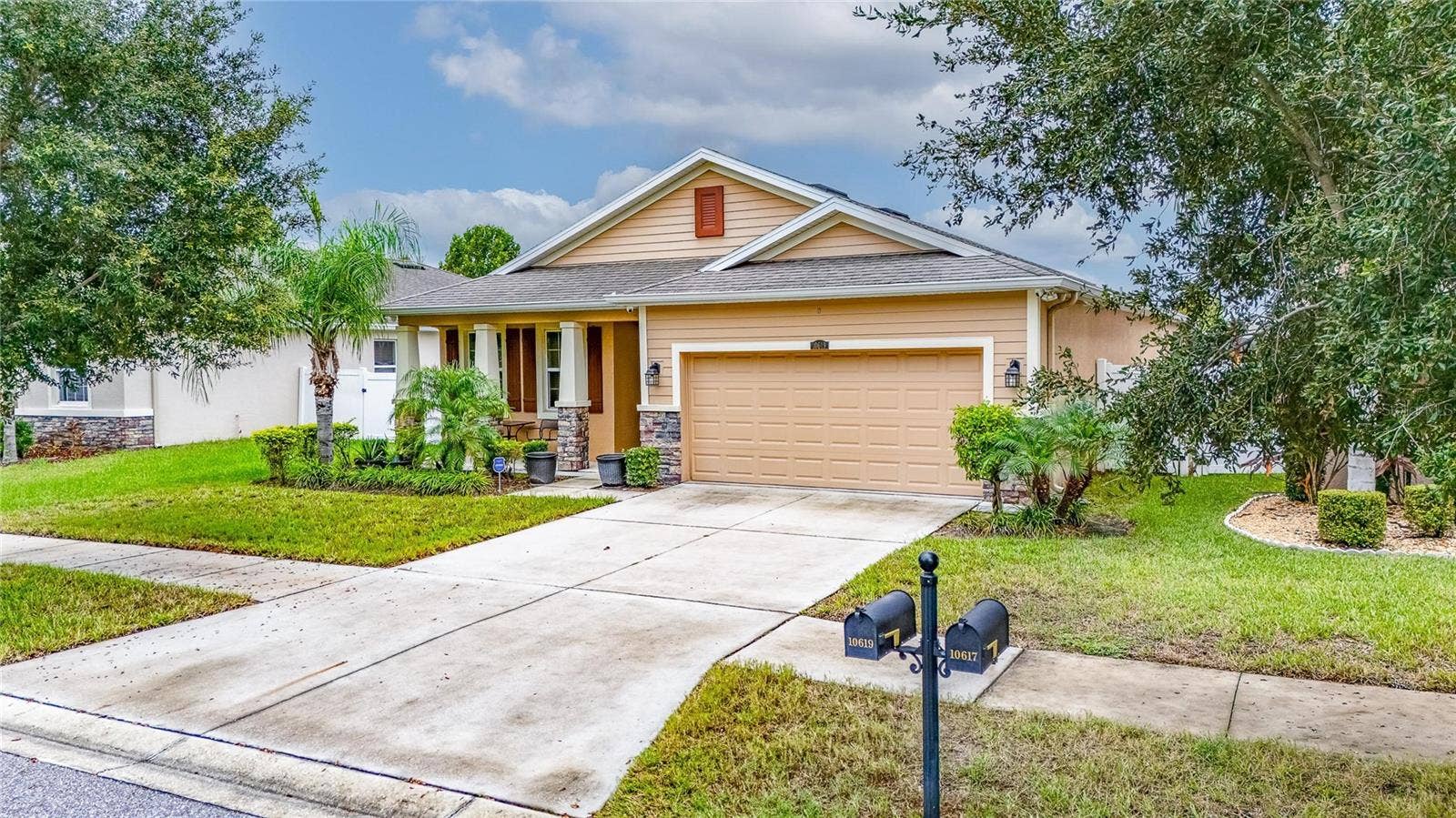10619 SCENIC HOLLOW DRIVE, Riverview, FL 33578