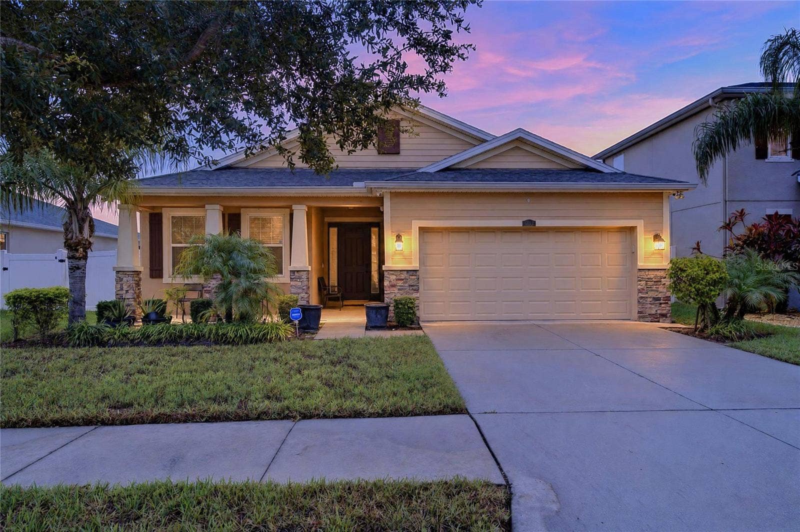 10619 SCENIC HOLLOW DRIVE, Riverview, FL 33578