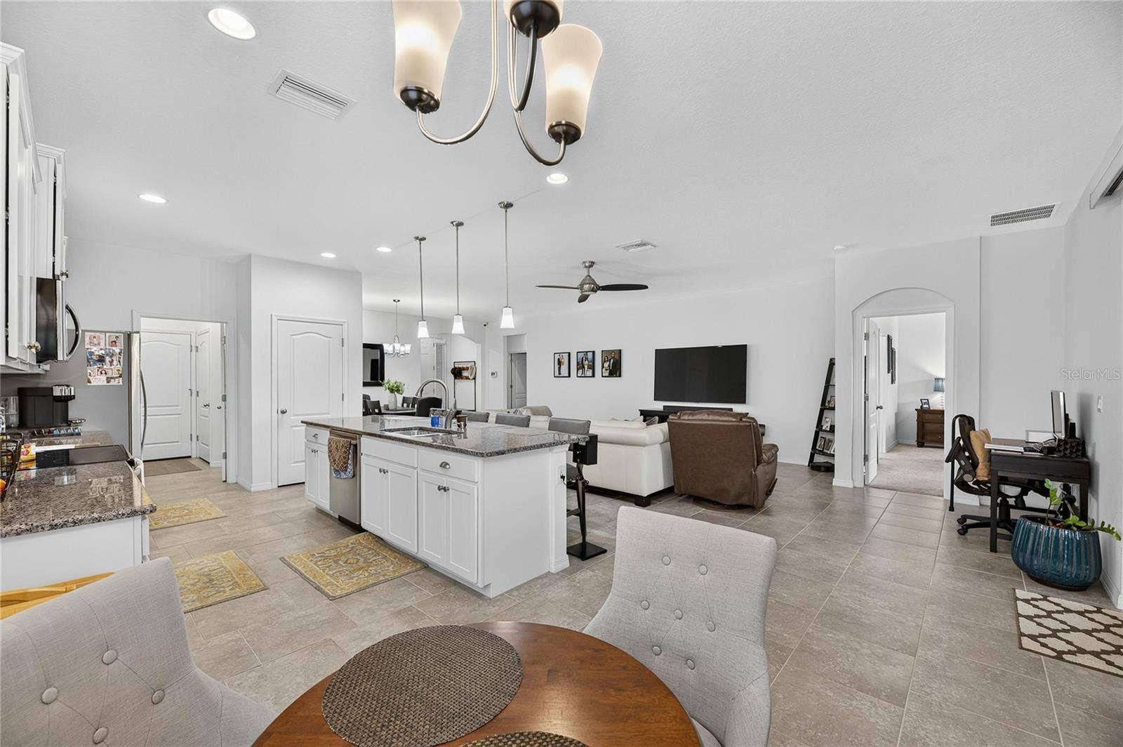 10619 SCENIC HOLLOW DRIVE, Riverview, FL 33578