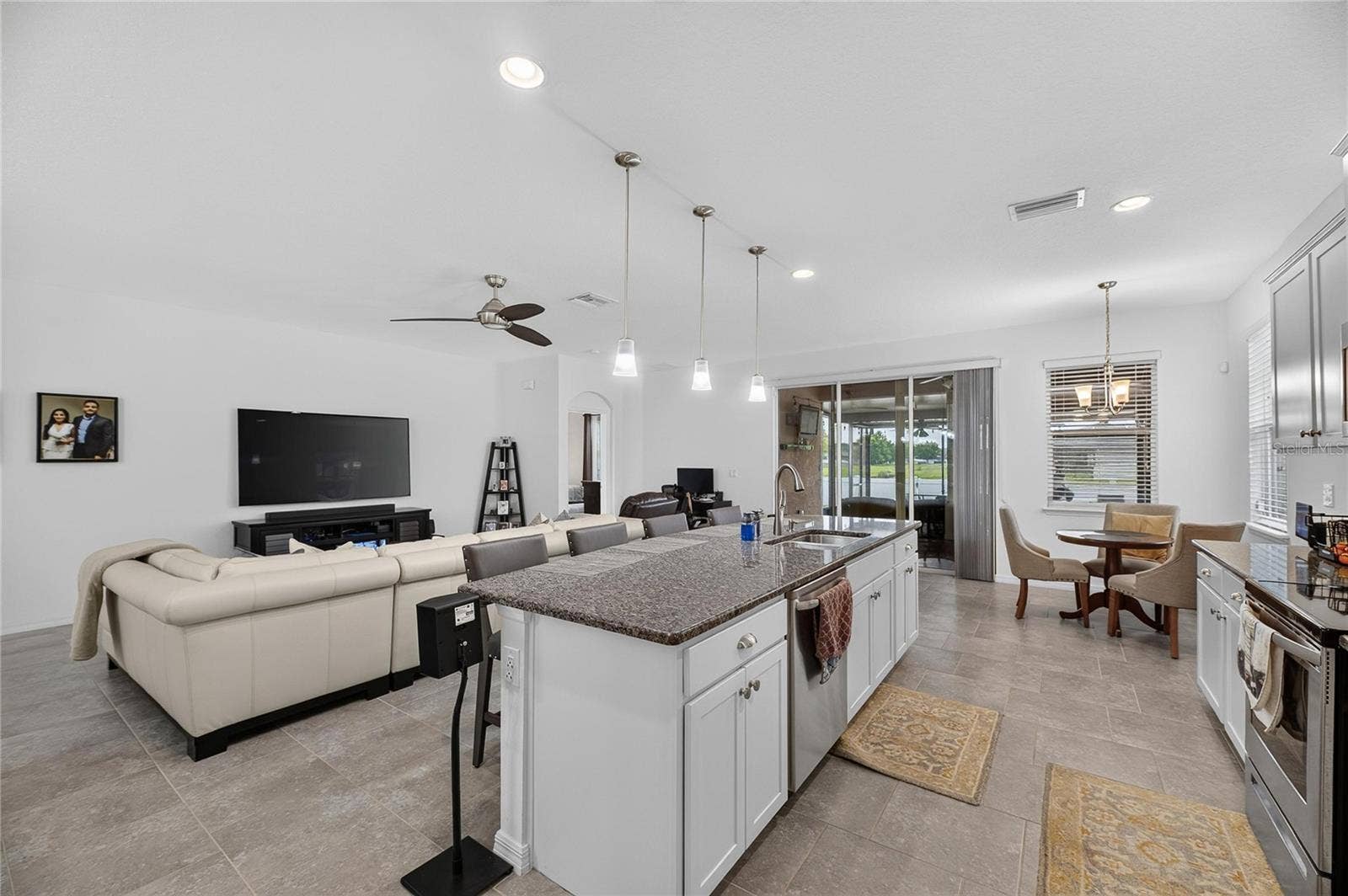 10619 SCENIC HOLLOW DRIVE, Riverview, FL 33578