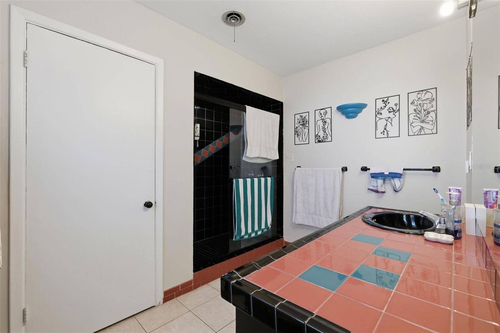 1356 WOODCREST AVENUE, Clearwater, FL 33756